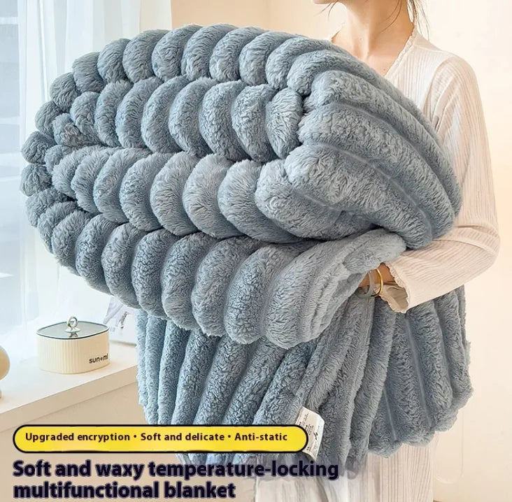 Luxurious Velvet Nap Blanket - Ultra Soft and Warm for Cold Days