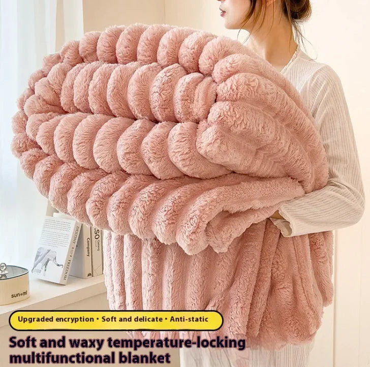 Luxurious Velvet Nap Blanket - Ultra Soft and Warm for Cold Days